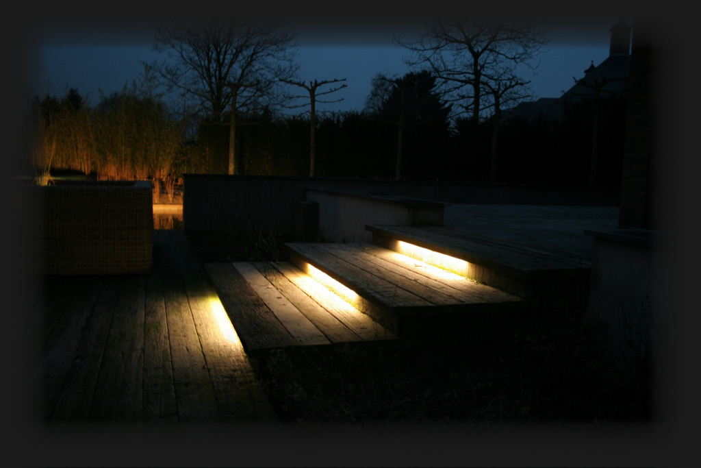 Lichtlijn led Trap verlichting tuin